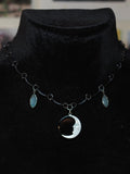Lune Pensive
